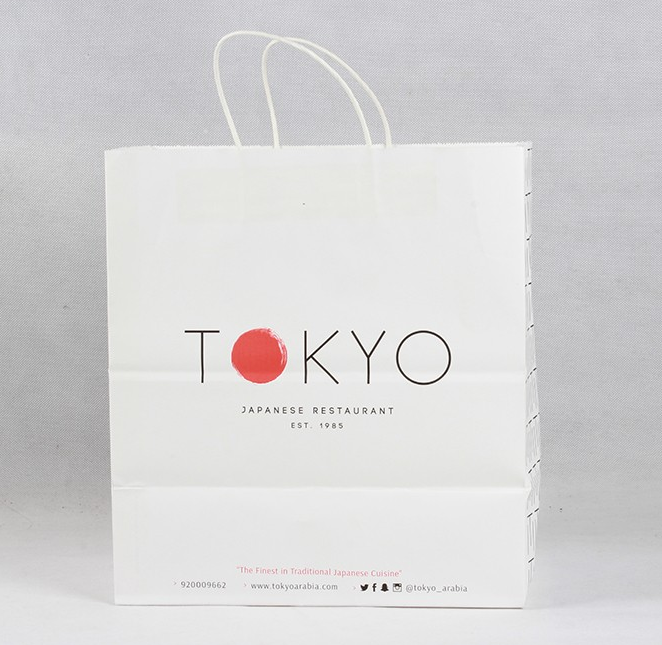 打破傳統服裝紙袋訂制規格的好處以及錯誤示范 打破傳統服裝紙袋訂制規格的好處以及錯誤示范